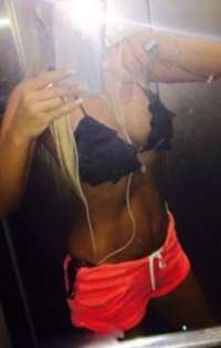 Şık doyumsuz kız Ilter