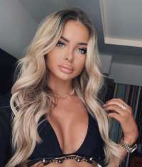 Şık kumral escort Ela
