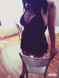 Şık otelde buluşan kız Aybel