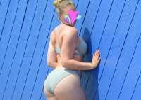 Şımarık eve gelen kız Ezra