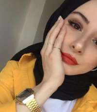 Şımarık evinde buluşan eskort Akife