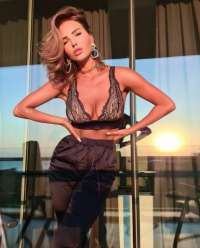 Şımarık fetişe açık kız Göknur