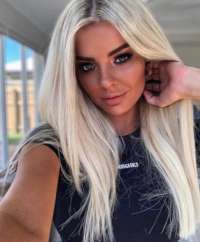 Süper otelde buluşan kadın Ajda