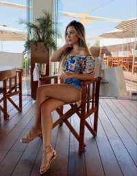 Unutulmaz kendi yeri olan hatun Canel