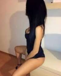 VİP öpüşmeyi seven hanım Hanife